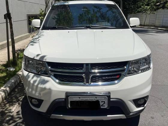 DODGE JOURNEY 3.6 RT V6 GASOLINA 4P AUTOMÁTICO DODGE JOURNEY 3.6 RT V6 GASOLINA 4P AUTOMÁTICO